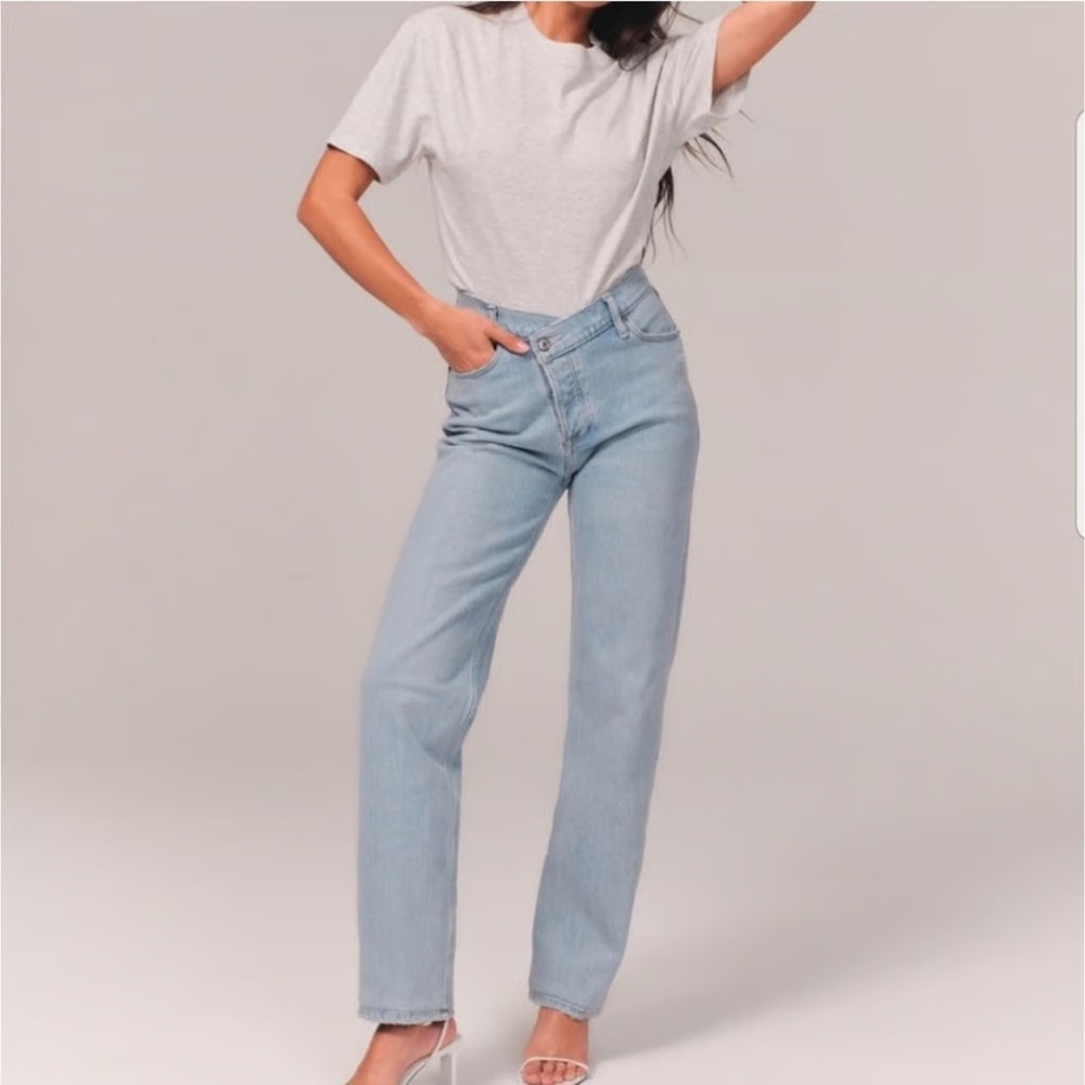 Abercrombie Curve Love High Rise Dad Jeans